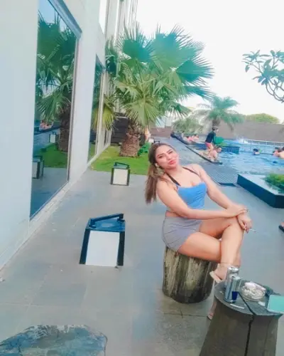 Escort Lokhandwala